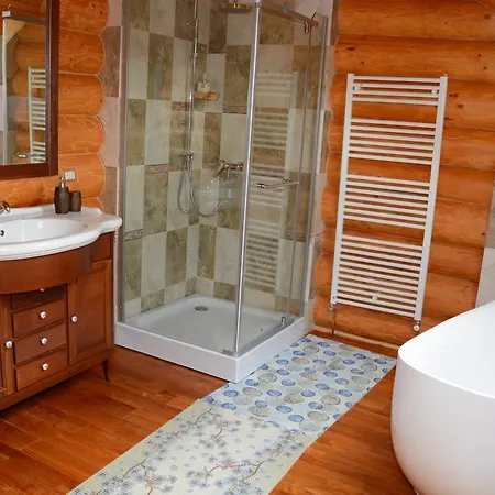 Acasa La Bunicu Lodge