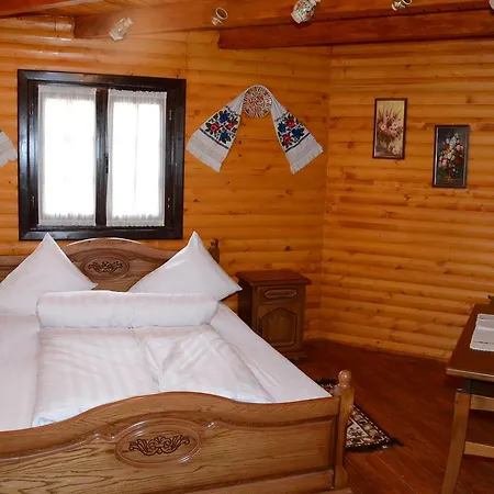 Acasa La Bunicu Lodge